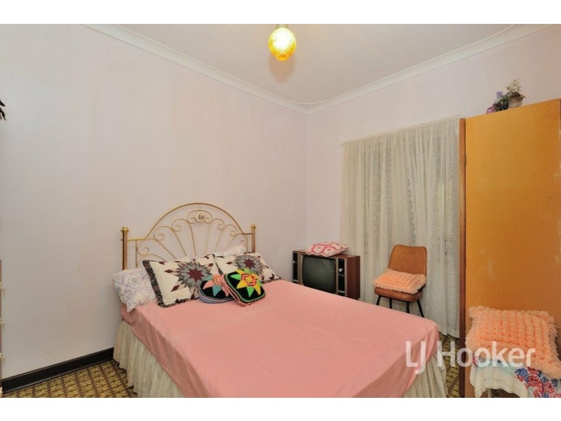 22 Mary Street, Hazelmere WA 6055