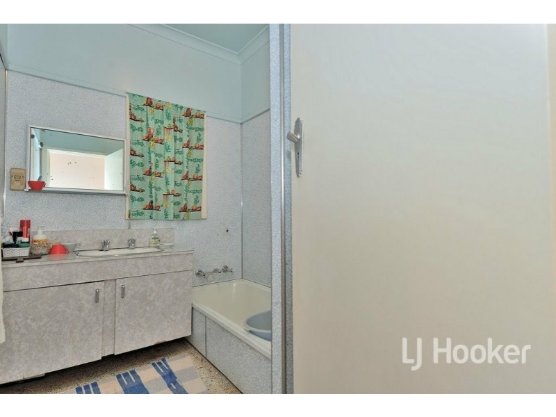 22 Mary Street, Hazelmere WA 6055