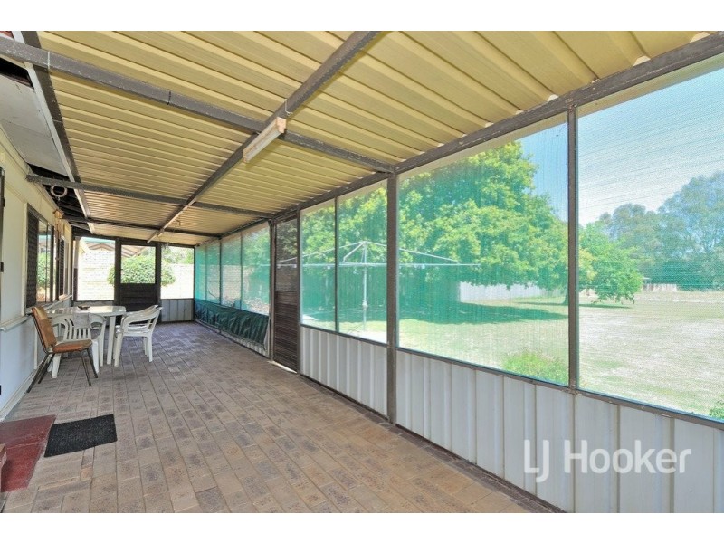 22 Mary Street, Hazelmere WA 6055