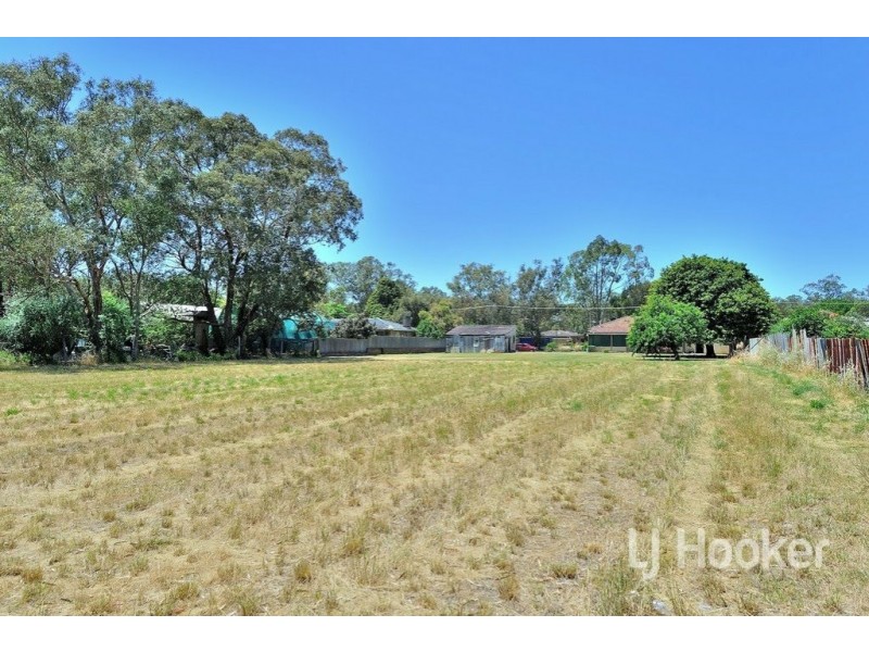 22 Mary Street, Hazelmere WA 6055