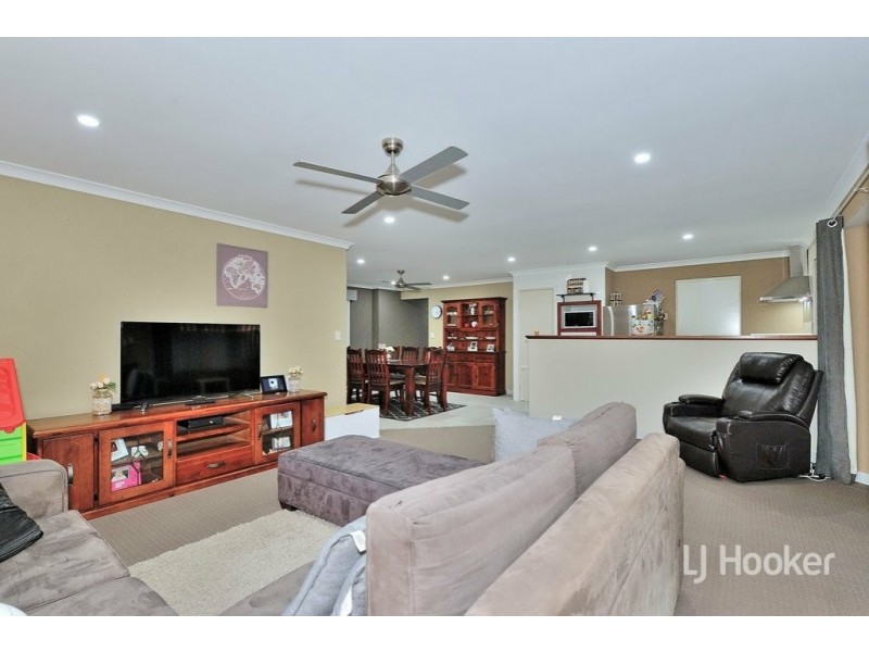 21 White Gum Drive, Jane Brook WA 6056