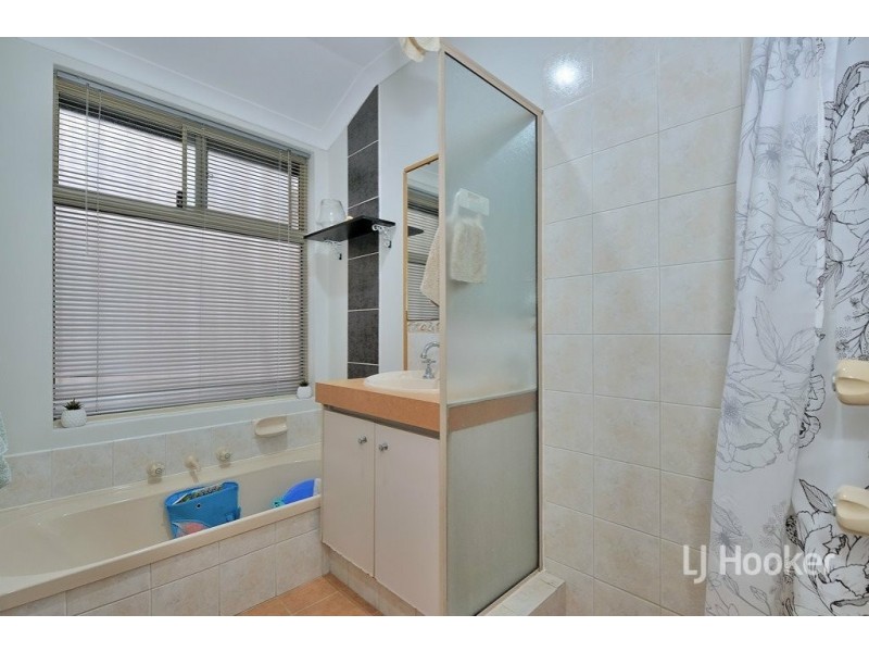 21 White Gum Drive, Jane Brook WA 6056