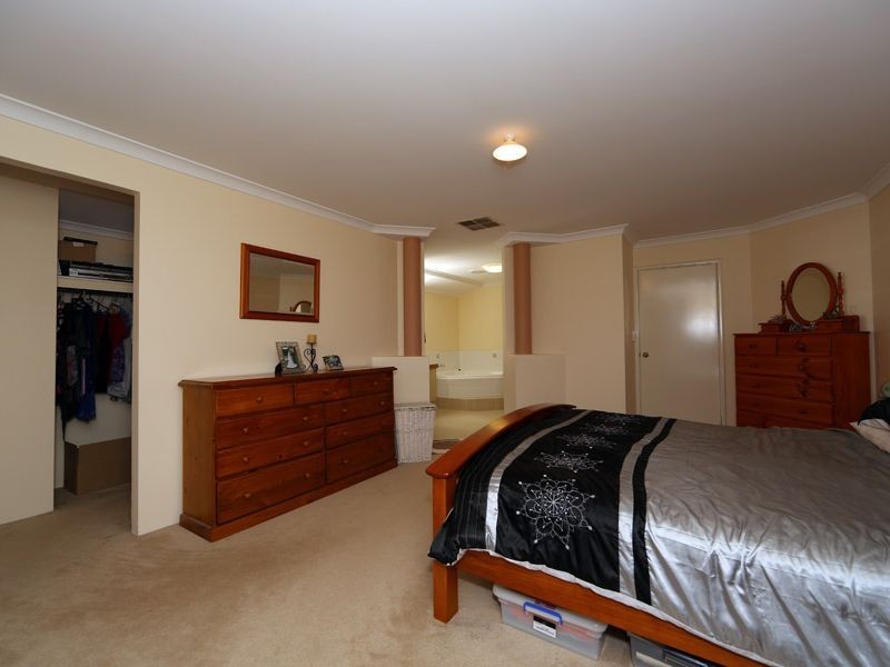 64 Silver Princess Way, Jane Brook WA 6056