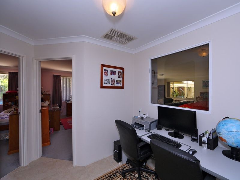 64 Silver Princess Way, Jane Brook WA 6056