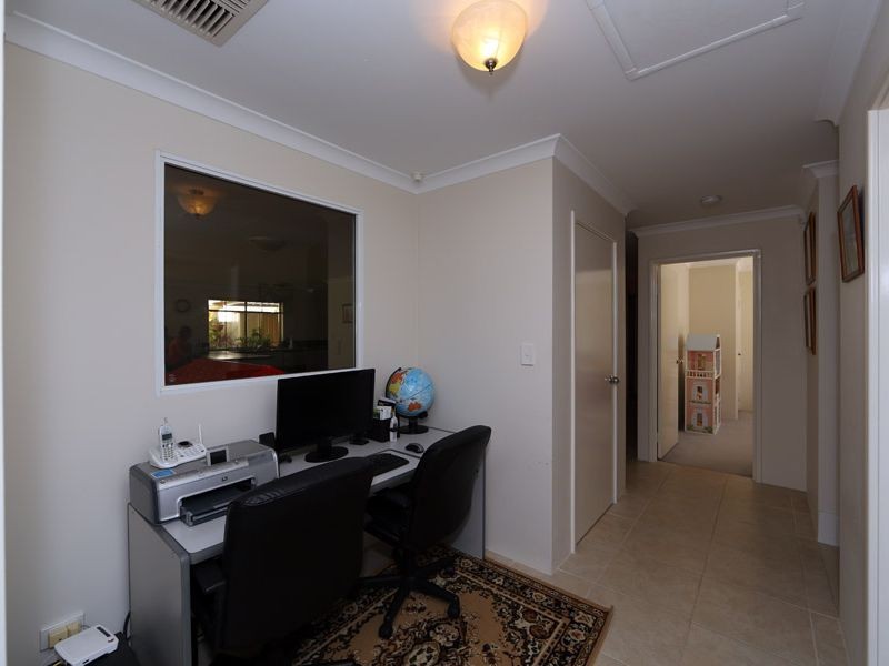 64 Silver Princess Way, Jane Brook WA 6056