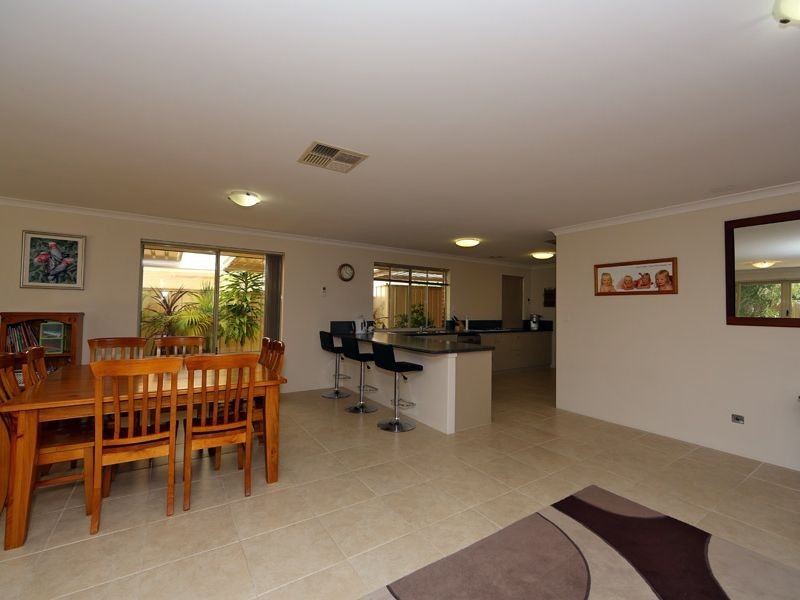 64 Silver Princess Way, Jane Brook WA 6056