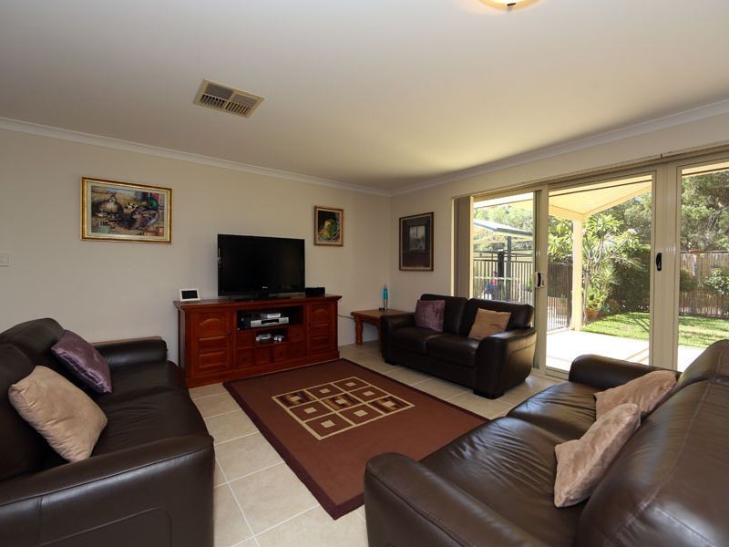 64 Silver Princess Way, Jane Brook WA 6056