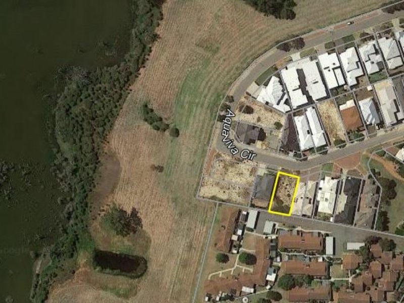 21 Aquaviva Circle, Viveash WA 6056