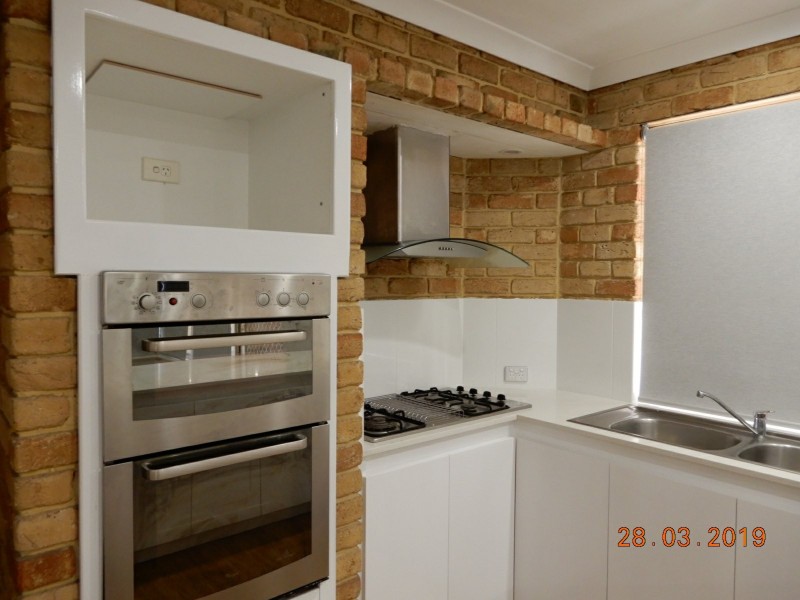 3 Karreen Way, South Guildford WA 6055