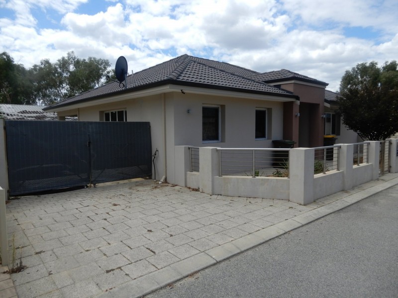 2/45 Ferguson Street, Middle Swan WA 6056