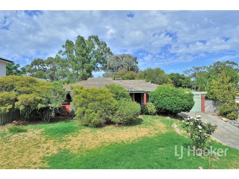 7 Gabo Road, Greenmount WA 6056