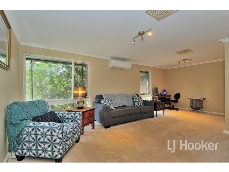 7 Gabo Road, Greenmount WA 6056