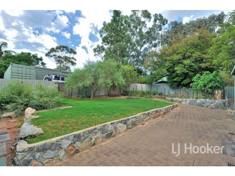 7 Gabo Road, Greenmount WA 6056