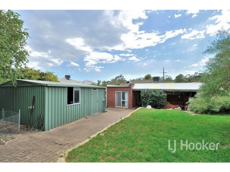 7 Gabo Road, Greenmount WA 6056