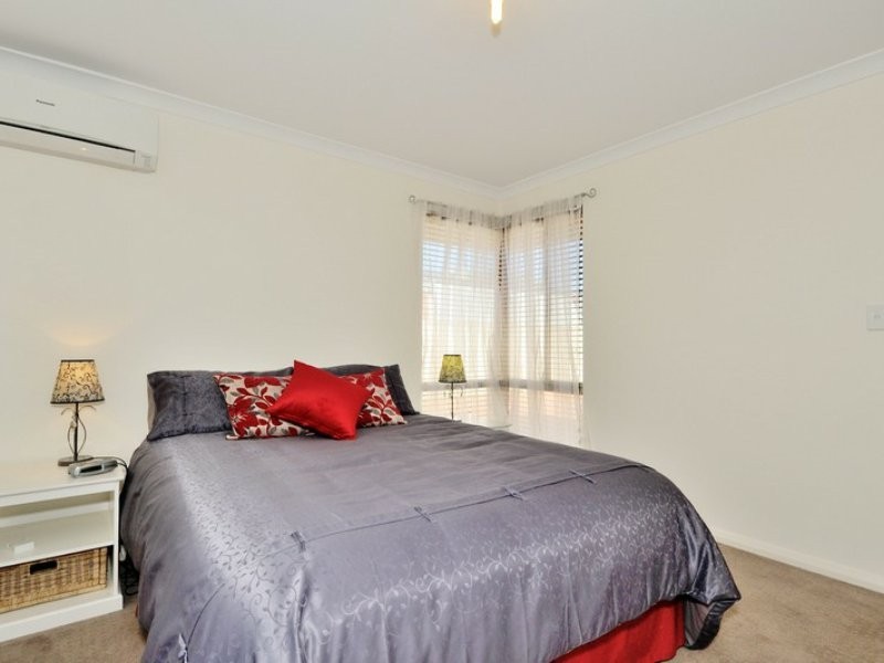 8b Henry Street, Midland WA 6056