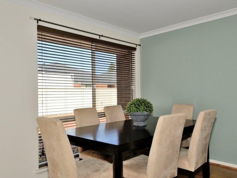 8b Henry Street, Midland WA 6056