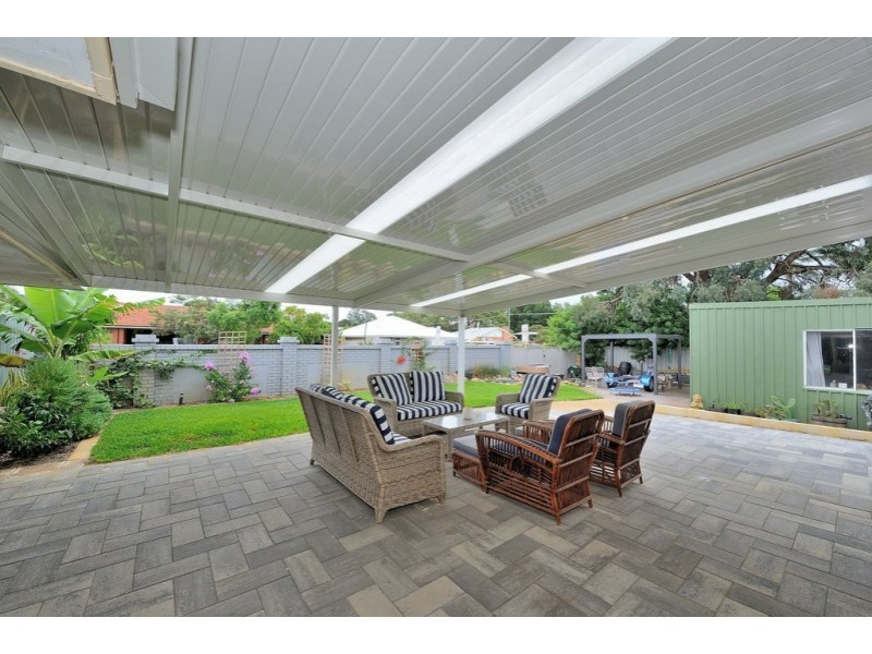 38 Elsfield Way, Bassendean WA 6054
