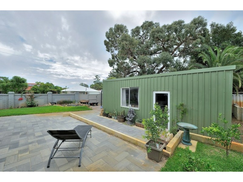 38 Elsfield Way, Bassendean WA 6054