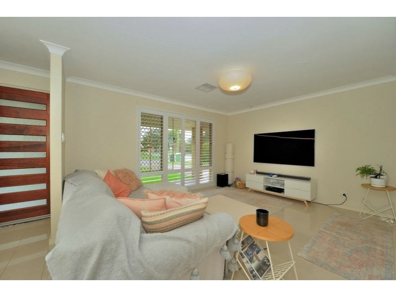 38 Elsfield Way, Bassendean WA 6054