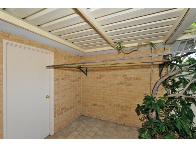 2/25 George Street, Midland WA 6056