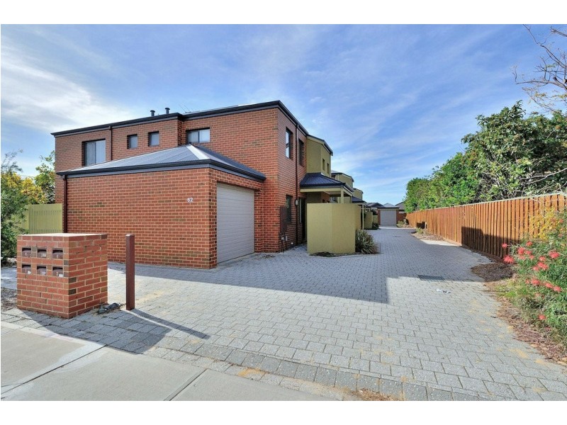 4/62 Sayer Street, Midland WA 6056