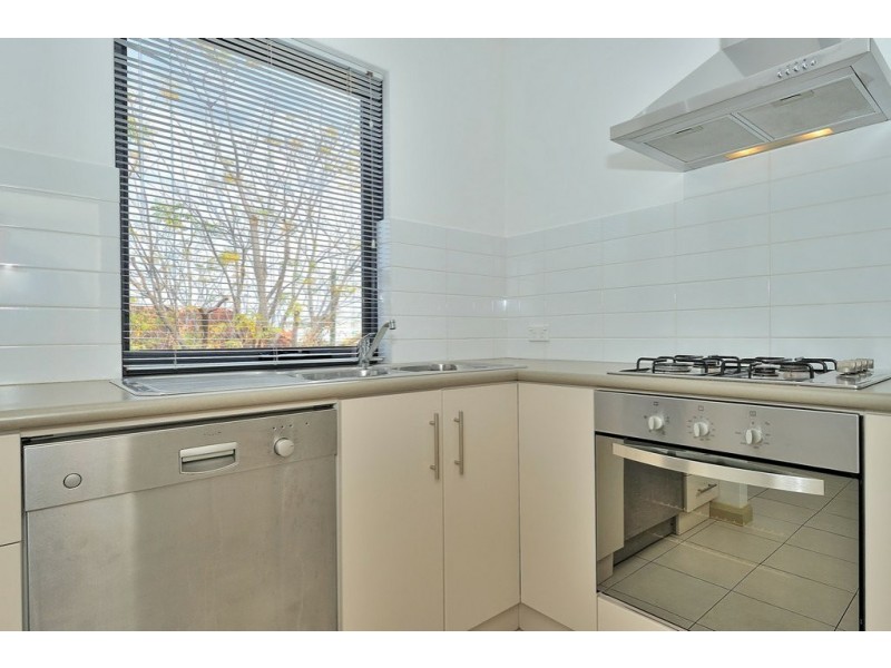 4/62 Sayer Street, Midland WA 6056