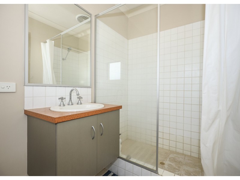 12/44 Railway Parade, Midland WA 6056