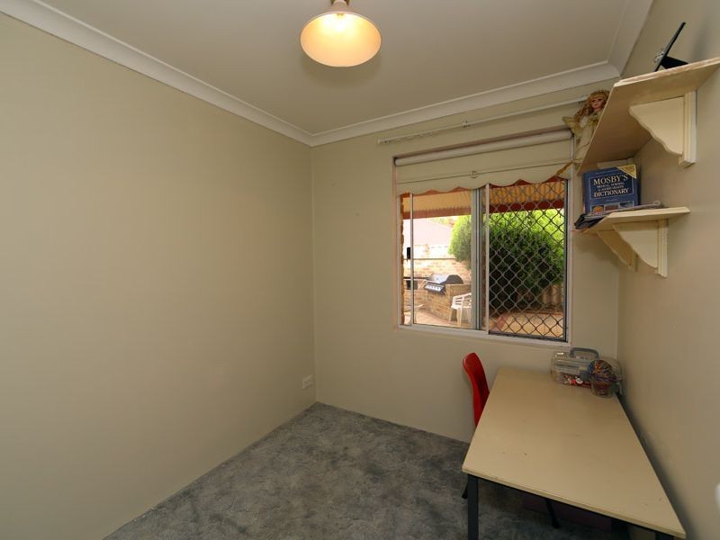 48 Markham Way, Swan View WA 6056