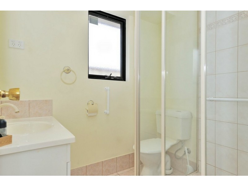 4/3 Henry Street, Midland WA 6056