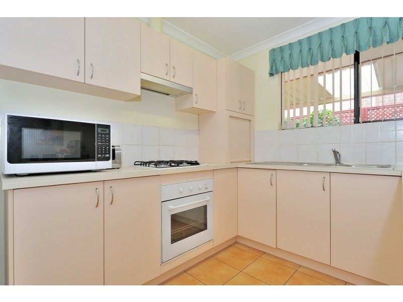 4/3 Henry Street, Midland WA 6056