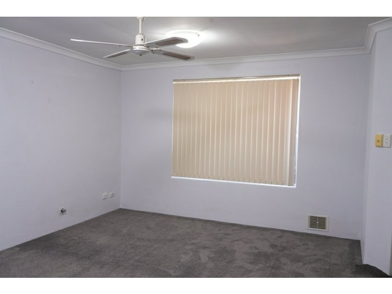 Unit 18/11 Elvire Street, Viveash WA 6056