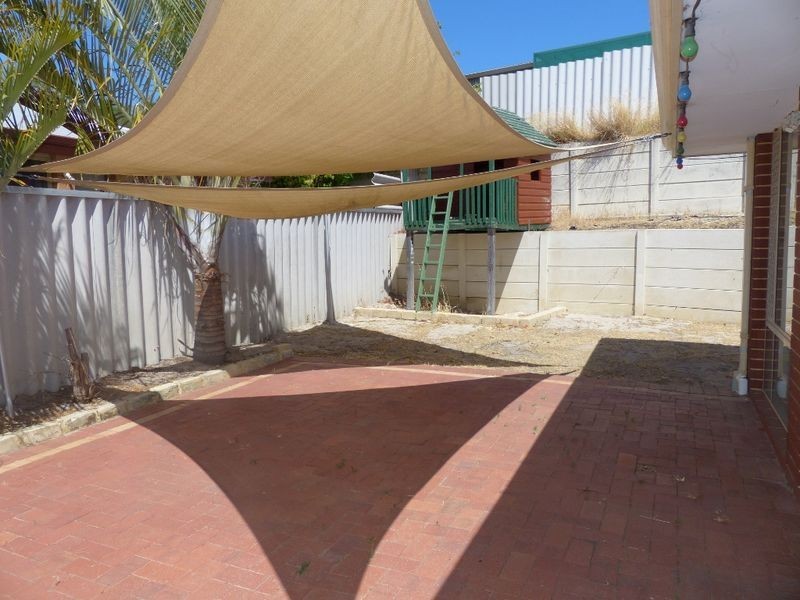 10 Nandup Retreat, Swan View WA 6056