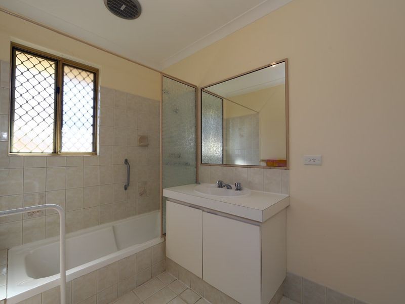 6/4 Muriel Street, Middle Swan WA 6056