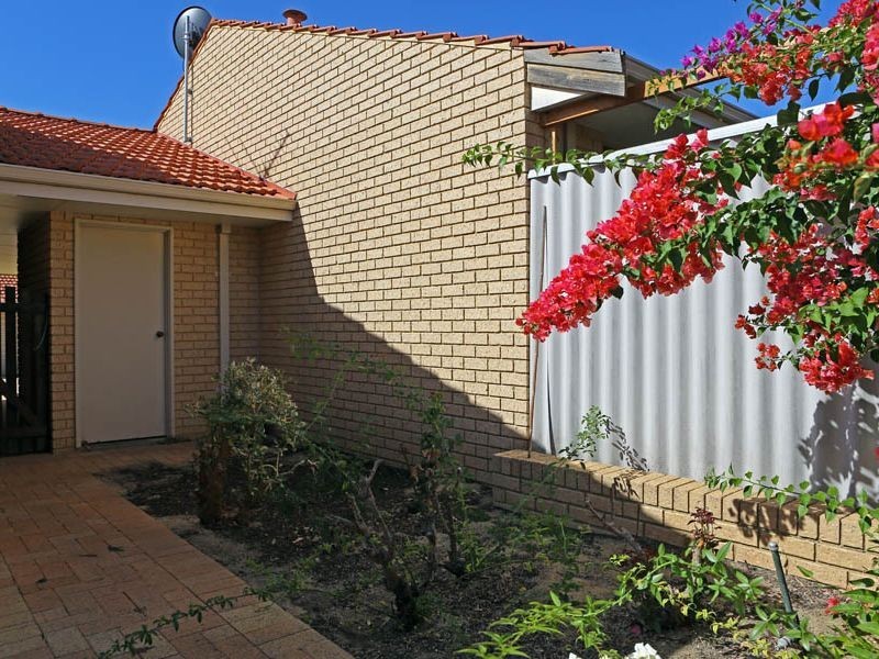6/4 Muriel Street, Middle Swan WA 6056