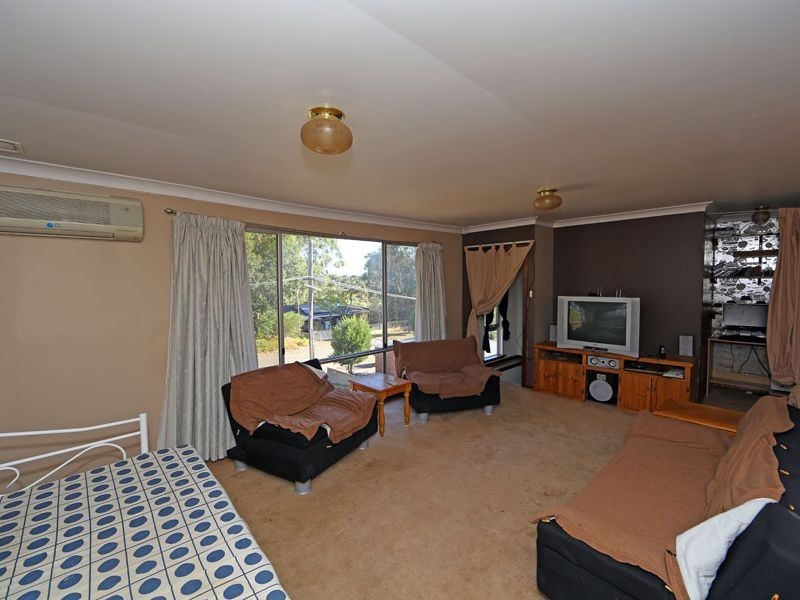 45 Horwood road, Swan View WA 6056