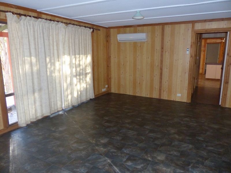 10 Marshwood Place, Sawyers Valley WA 6074