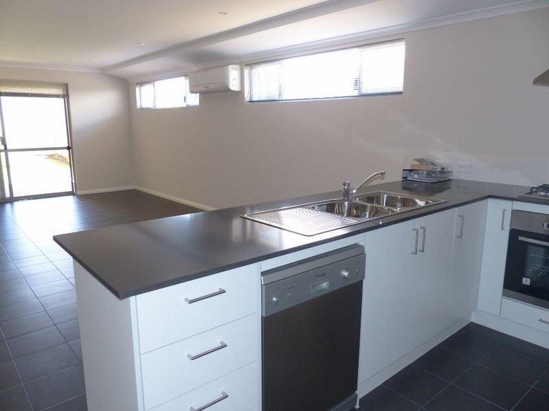 172 Suffolk Street, Caversham WA 6055