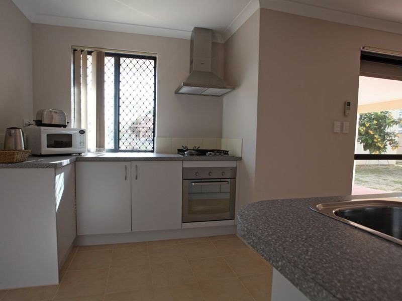 3/52 Bushby Street, Midvale WA 6056