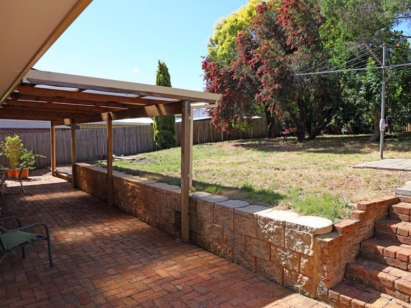 855 Katharine Street, Bellevue WA 6056