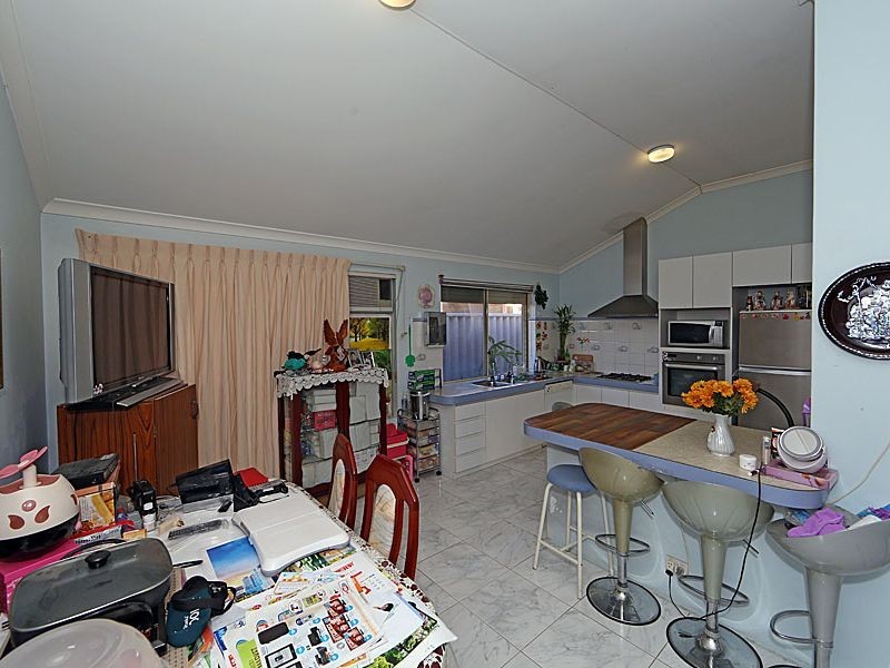 17 Wyperfeld Gardens, Ballajura WA 6066