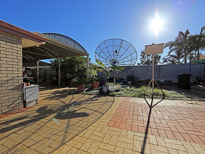 17 Wyperfeld Gardens, Ballajura WA 6066