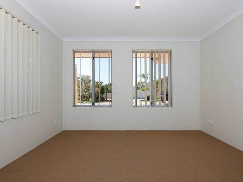 61B Victoria Pde, Midvale WA 6056