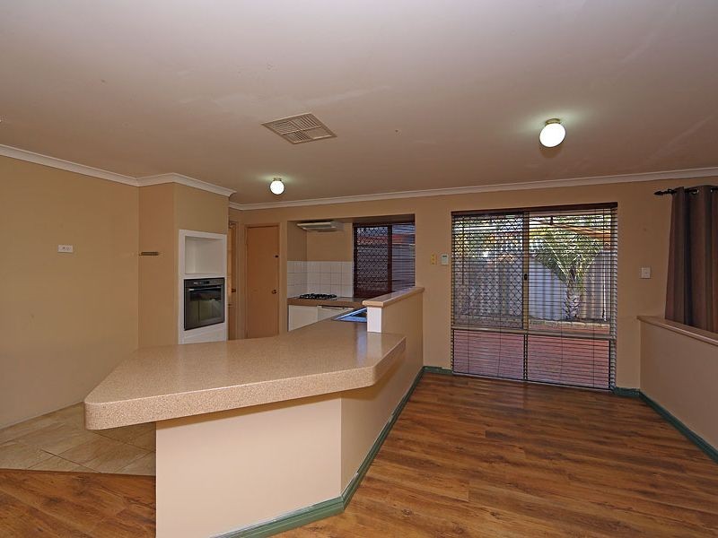 10 Nandup Retreat, Swan View WA 6056