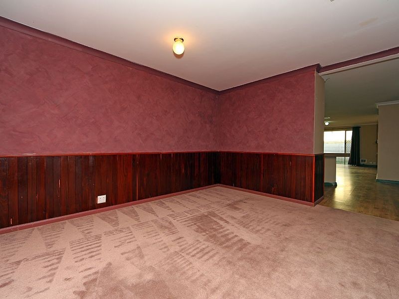 10 Nandup Retreat, Swan View WA 6056
