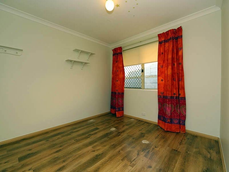 10 Nandup Retreat, Swan View WA 6056