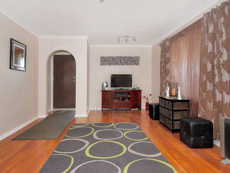 18 Moir Place, Midvale WA 6056