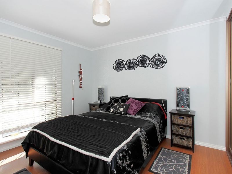 18 Moir Place, Midvale WA 6056