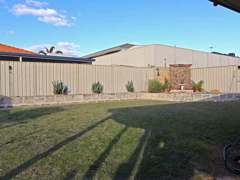 11 Adavale Vista, Tapping WA 6065