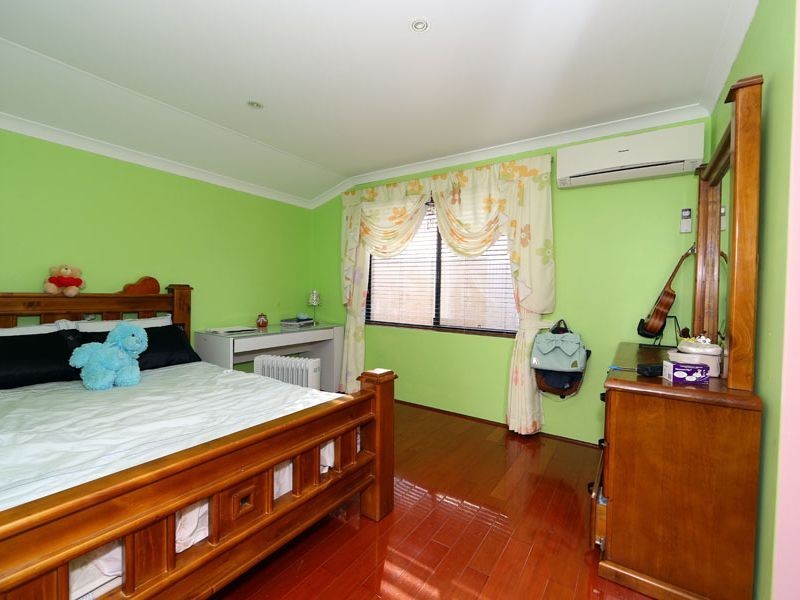 17 Narranbee Ridge, Tapping WA 6065