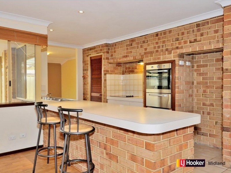 23 Bernley Drive, Viveash WA 6056